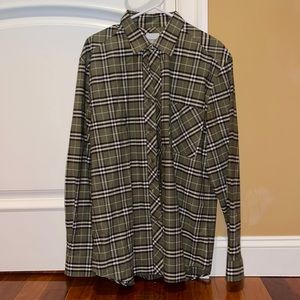 Gently warn authentic Burberry original patterned button down